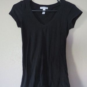 Black v neck tee